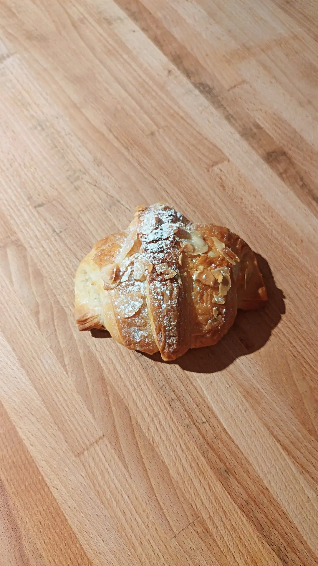 Croissant aux amandes